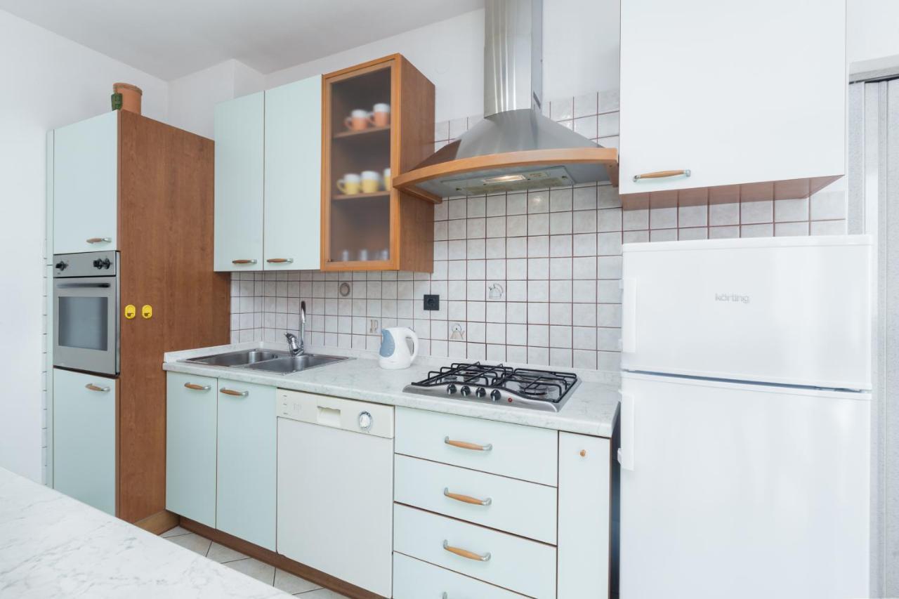 Apartments Emil Pula Luaran gambar