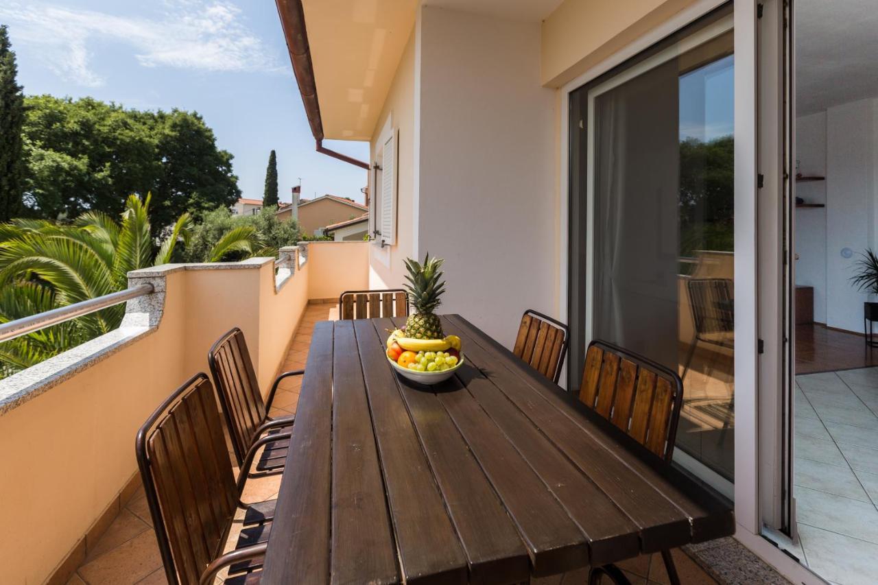 Apartments Emil Pula Luaran gambar