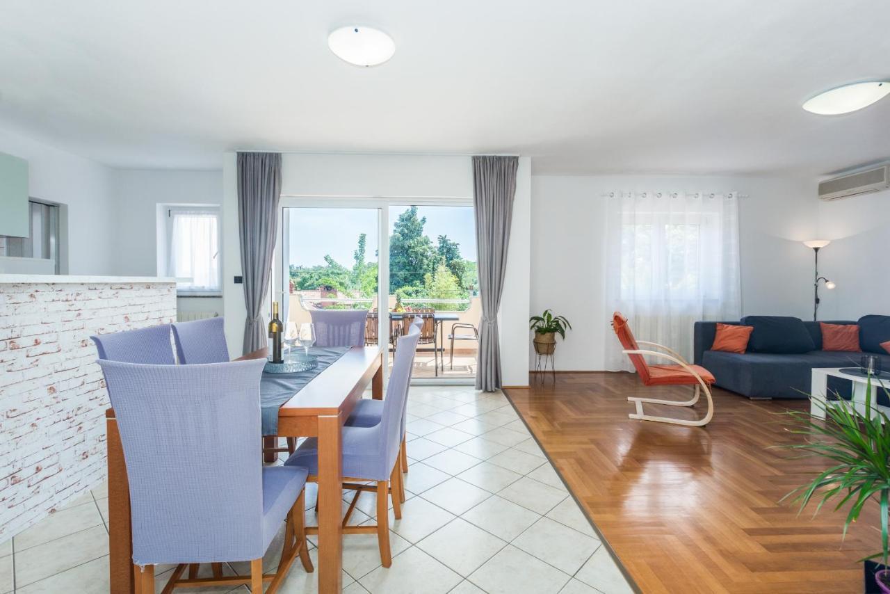 Apartments Emil Pula Luaran gambar