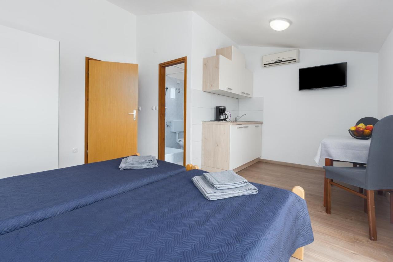Apartments Emil Pula Luaran gambar