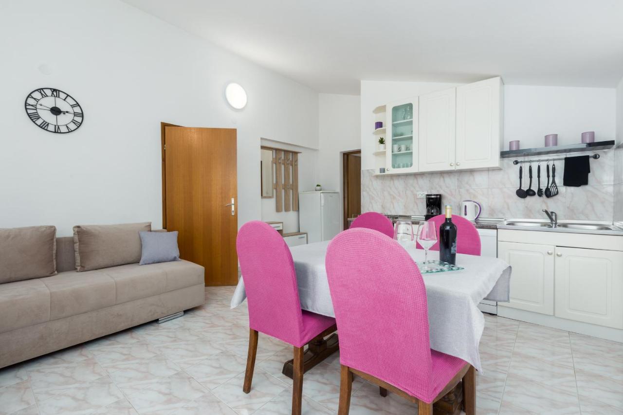 Apartments Emil Pula Luaran gambar