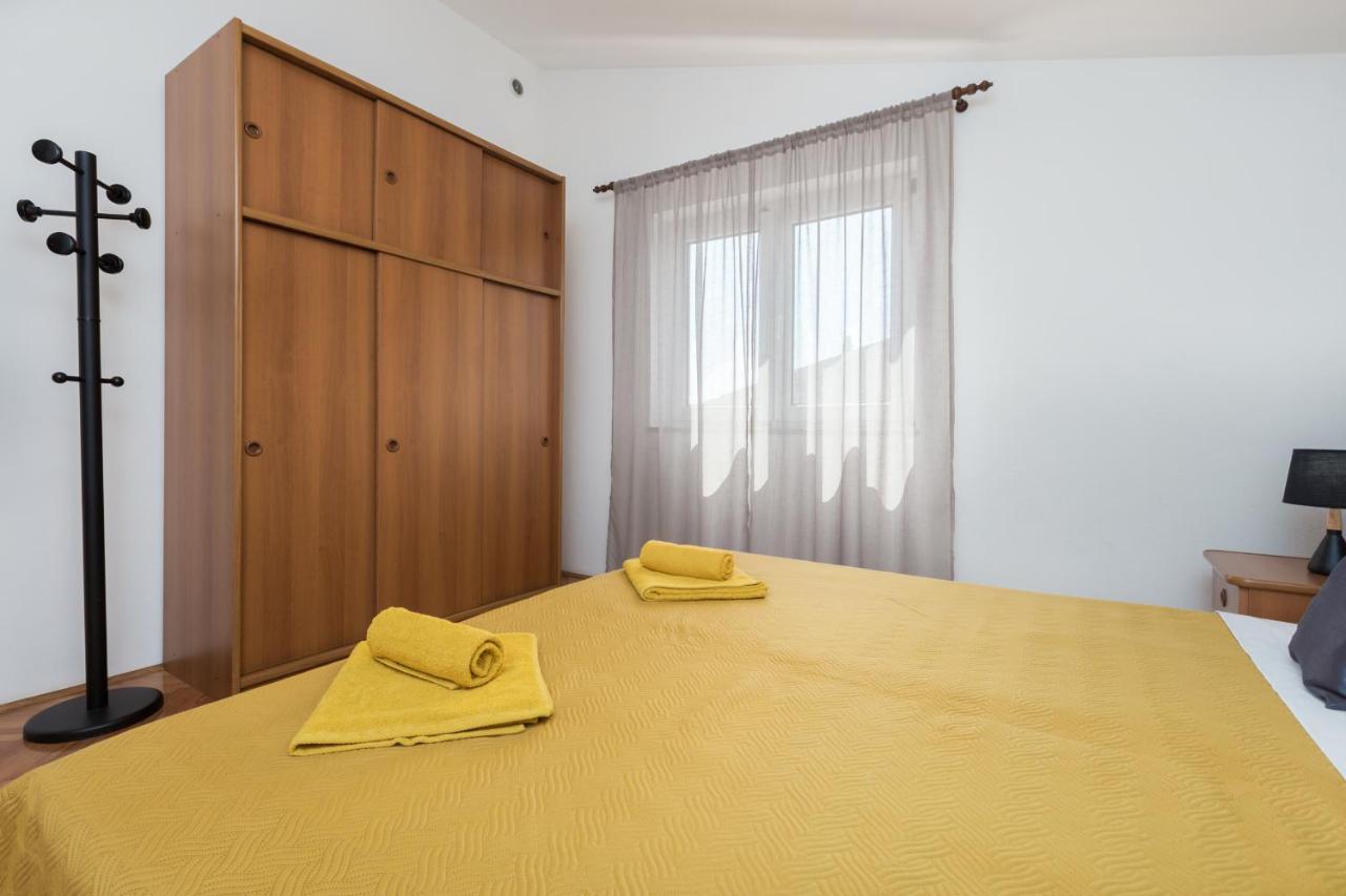 Apartments Emil Pula Luaran gambar